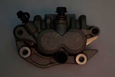 Тормозной суппорт bse J1/J2 перед